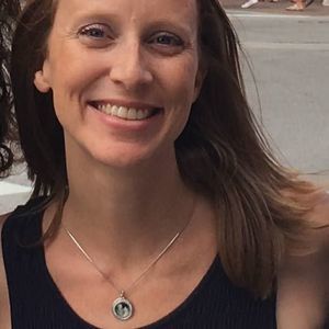 Meet your Posher, Andrea